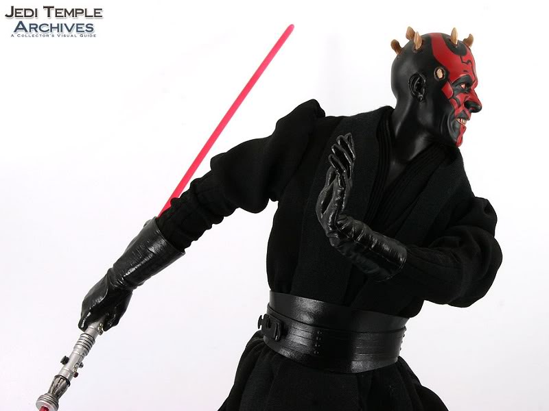 Darth Maul 1/4 Premium Format - Star Wars Sideshow - Page 2 Review_DarthMaulPF06