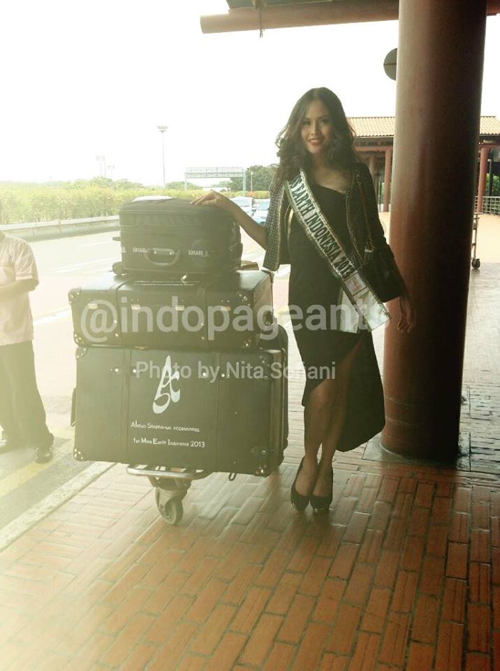 2013 l MISS EARTH l OFFICAL COVERAGE - Page 2 1452061_632666260123577_2129105140_n_zps1cb468ff