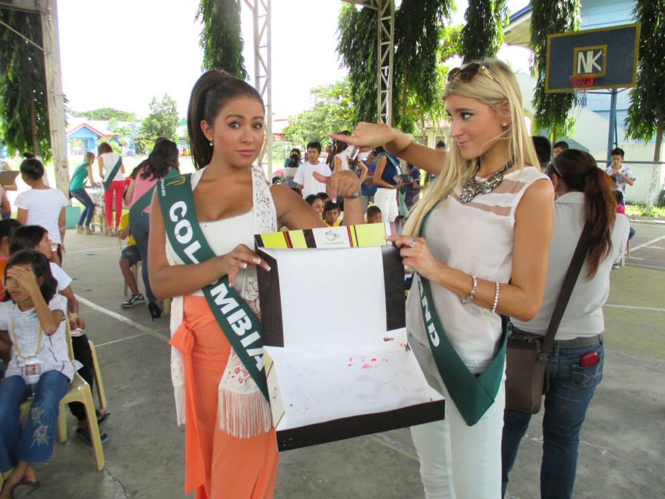 Road to Miss Earth 2013- Official Thread- COMPLETE COVERAGE!! Venezuela won! - Page 5 1476371_612576102131907_1706086216_n_zpsfceb8d1b