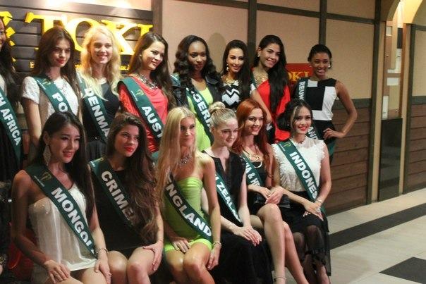 Road to Miss Earth 2013- Official Thread- COMPLETE COVERAGE!! Venezuela won! - Page 6 734451_616913821698991_1850645849_n_zps106efed3