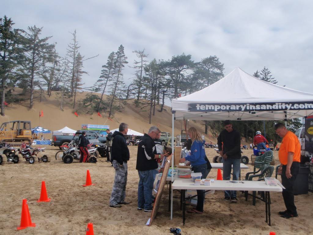 Sandfest in Coos Bay, Oregon - June 29-July 3, 2011 007-4