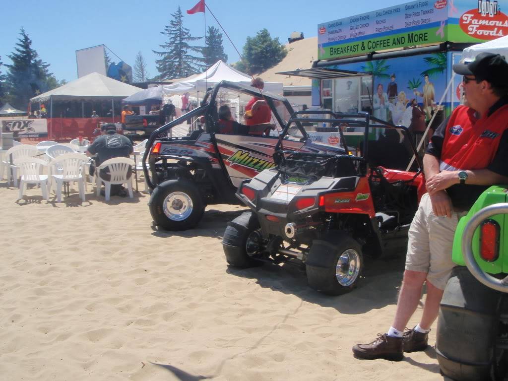 Sandfest in Coos Bay, Oregon - June 29-July 3, 2011 027-1