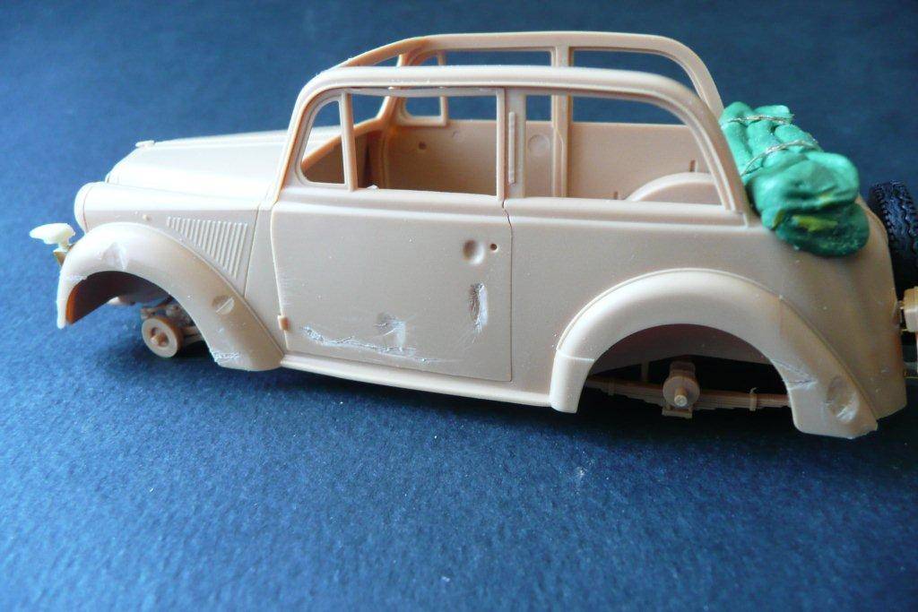 Opel Olympia décapotable Maquette Bronco Opel-Olympia-Bronco-33_zps9a7ee4c2