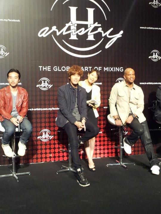 [JM] HENNESSY Artistry 2011 Press Conference [11.11.11] 11-1