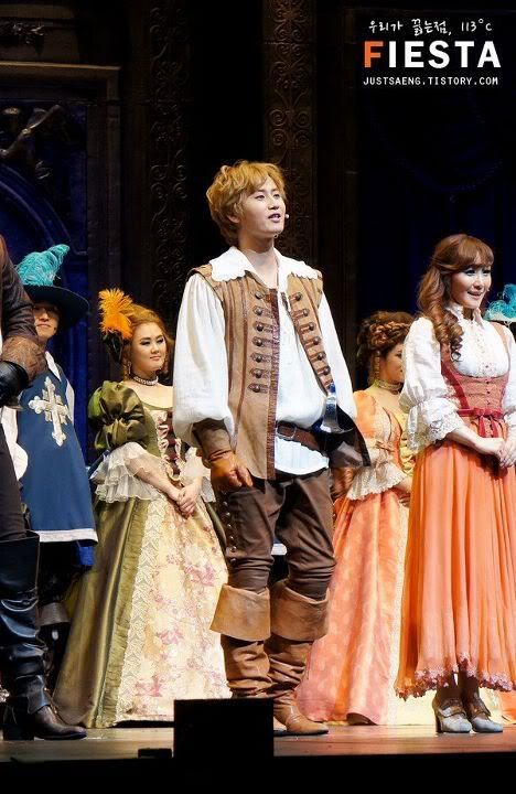 [YS] ‘Three Musketeers’ Musical [15.11.11] (2) 307833_219596524776999_130589590344360_547657_126836772_n