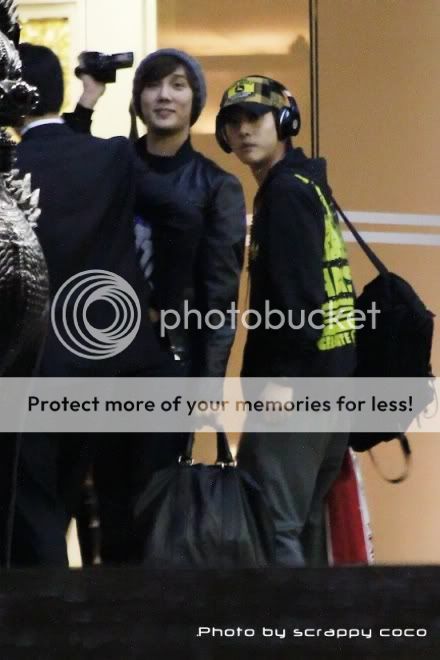 [SS501] fotos hechas por fans en el aeropuerto Incheon hacia Bangkok (2) + llegando al hotel Hjl_jm