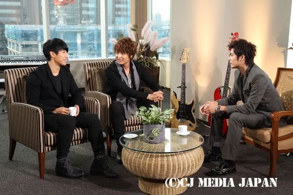 [YS+KJ] Japan JJ's M! Studio Live Performance & Interview [13.11.11]  K02