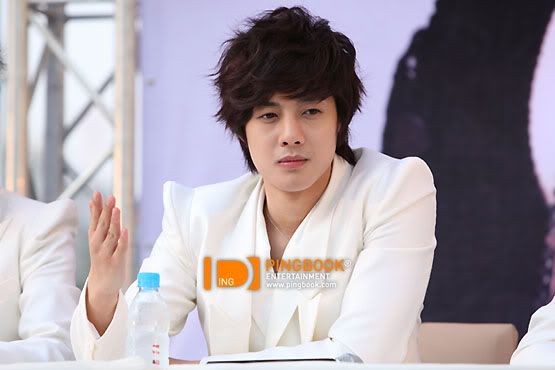 [SS501] Persona Bangkok Press Conference 201002121265975204