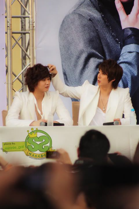 [SS501] “Persona In Bangkok” Press Conference (10) Reimg_1996