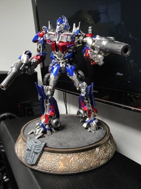 [Sideshow] Transformers - Optimus Prime Maquette - FOTOS OFICIAIS!!! Pág. 02 - Página 6 DSC03841