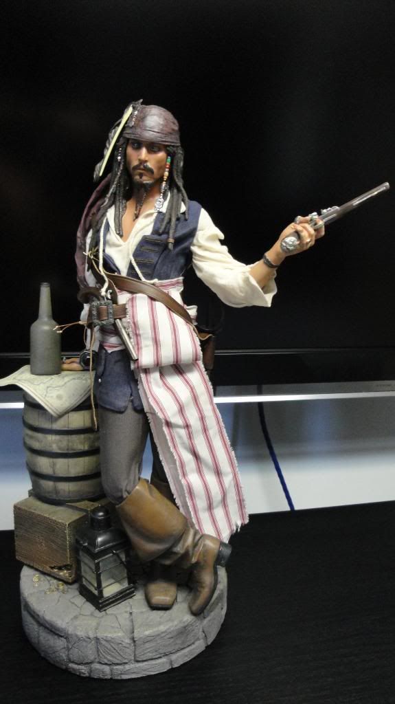 [Sideshow] Jack Sparrow Premium Format - LANÇADO!!! "Out of the Box" - Página 6 DSC02149