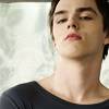 GOSSIPS ♠ You Know You Love Us Nicholas_hoult_013_0