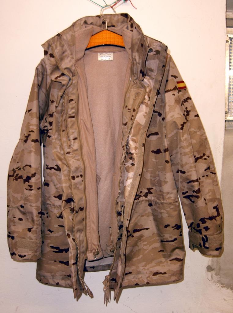 M09 Ejercito Pixelado Desert Pattern Jacket (Goretex) with Liner 03_zps977a34cd