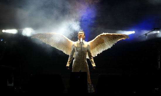 Angel Nicholas  ♥ Reborn Live 2003-12-05_75_14