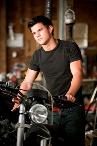 Bennet, Theodore J. Taylorlautner28