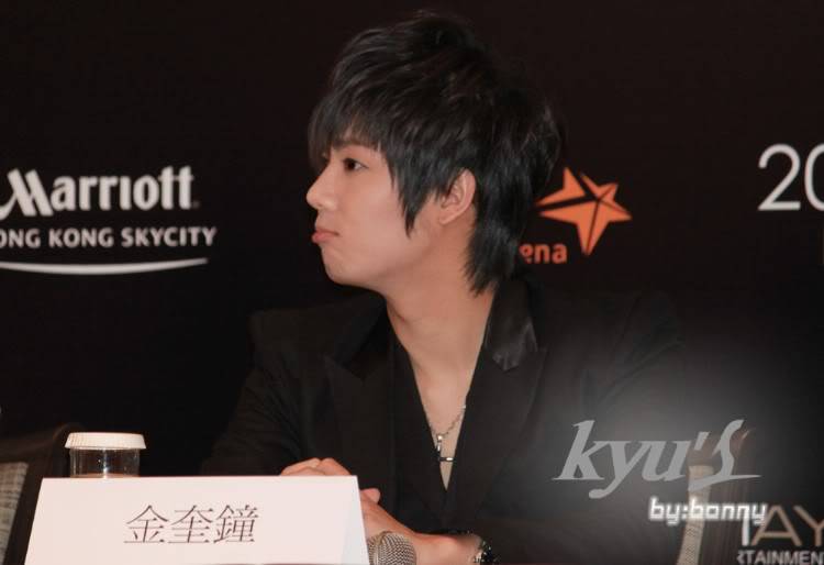 [KJ] Hong Kong Persona Asia Tour Press Conference Kjhkpressconkyu018