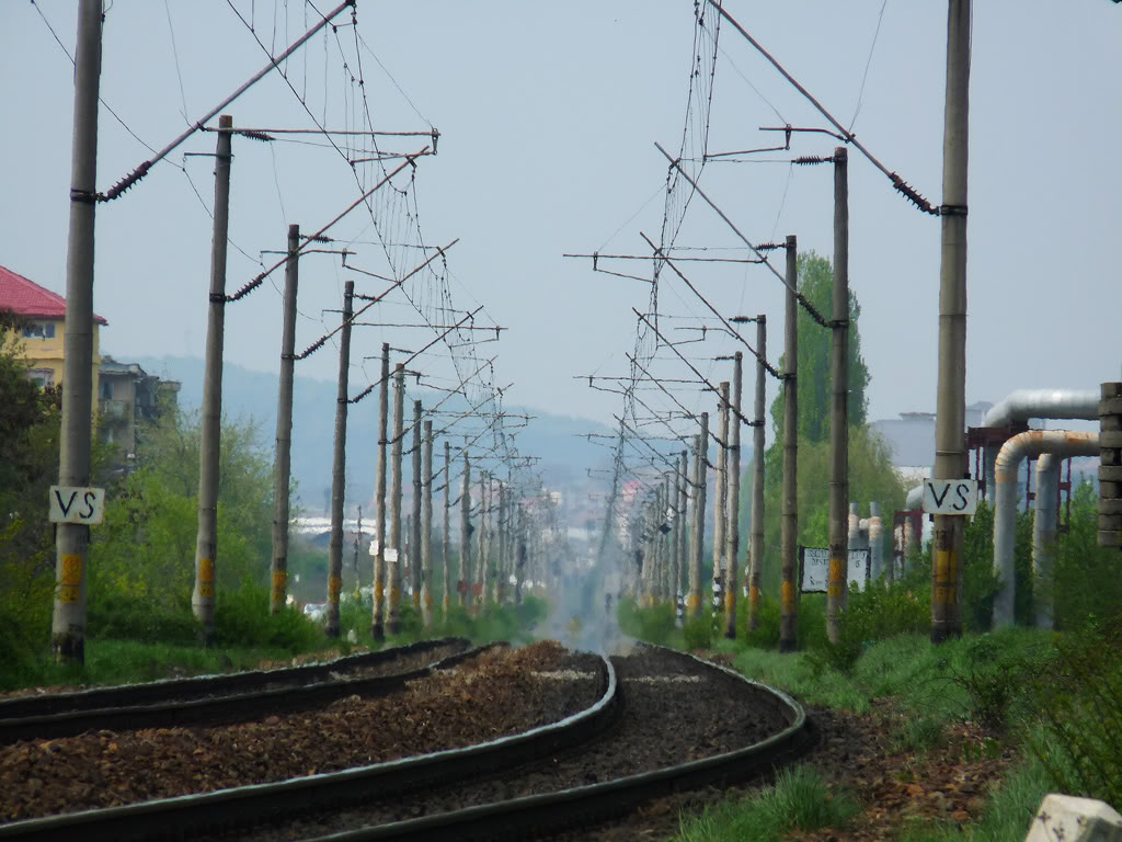 M 300 : Bucuresti Nord - Brasov - Cluj Napoca - Episcopia Bihor - Pagina 2 P1060542