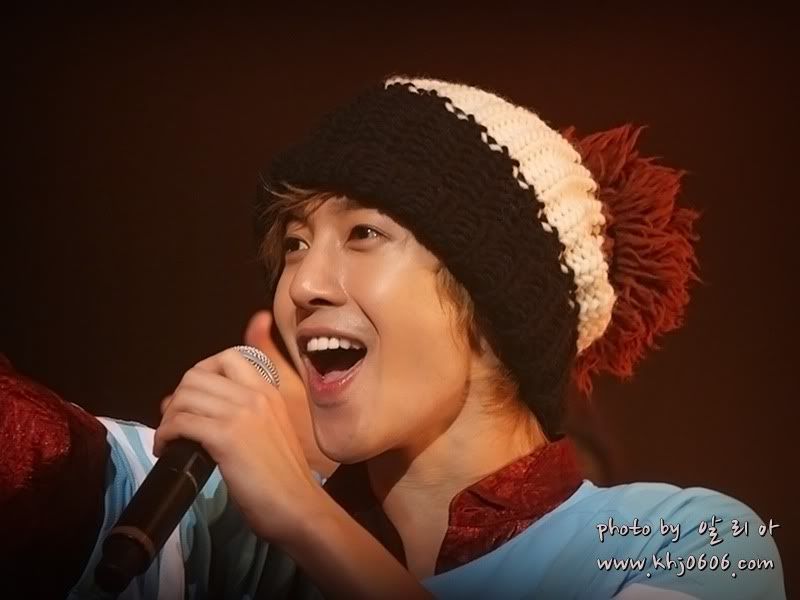 [HJL] Japan Tour Concert - Fukuoka [23.11.11]  00e93901213fb80e48d11f9f36d12f2eb9389471