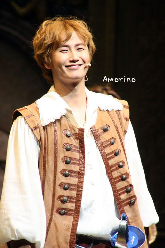 [YS] ‘Three Musketeers’ Musical [15.11.11] (6)   8472f1f6513d2697e2c3661