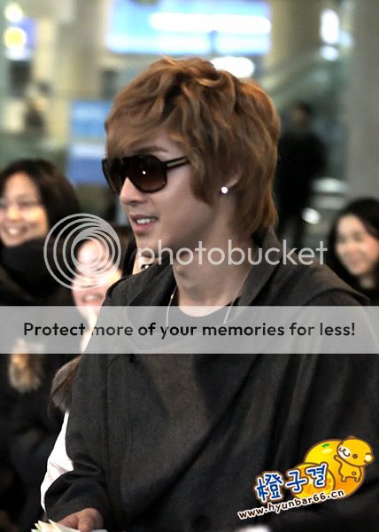 [HJL] Desde Fukuoka a Corea + llegada [24.11.11] (2) AcTHN7rCEAAZ-No