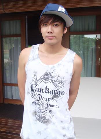 [JM+YS+KJ+HJB] SS501 Clothes sponsor 2e8a2ffafa0e583dd8f9fd22