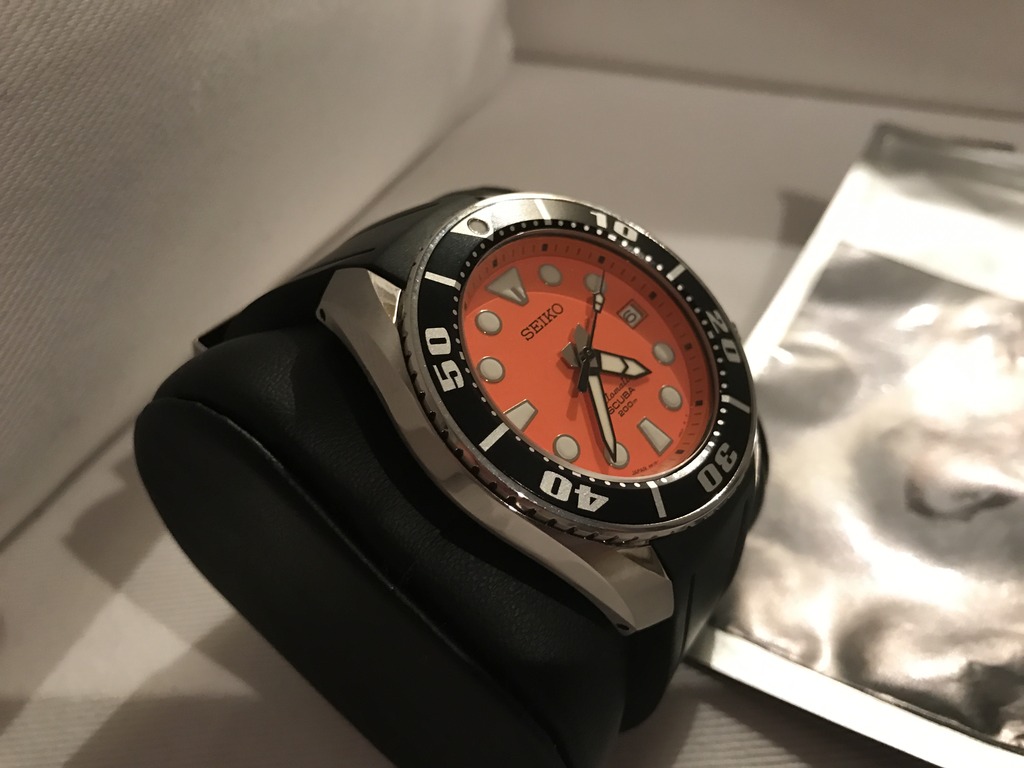 SBDC005: Seiko Sumo Naranja: A la caza y captura!! 1F5C71BB-1388-4F60-BB75-BA22C47845E2_zps4zutjrl6