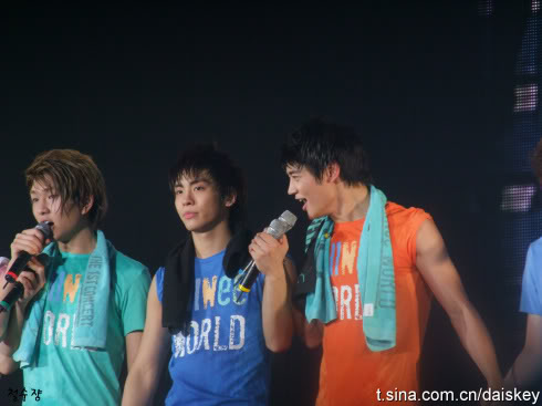 110101 SHINee @ 1er concierto en Seul I 5b975e91999422477af480b