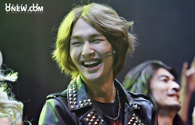 100915 Onew @ Rock Of AgesII 71104924