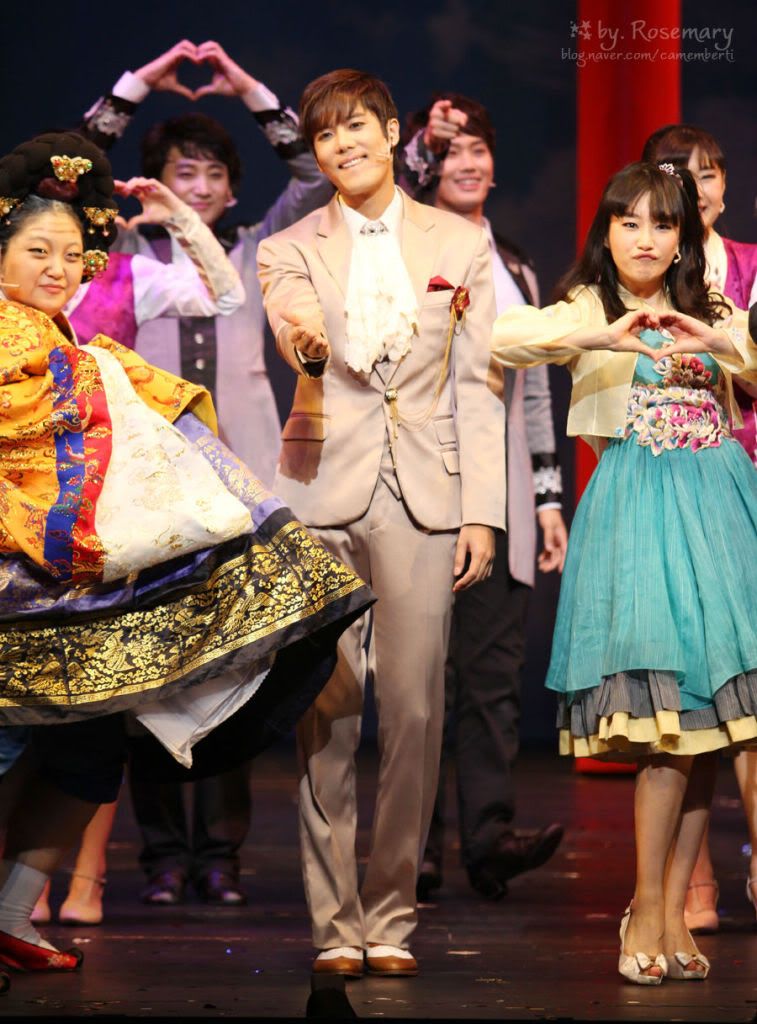 [KJ] Goong Musical [02.10.11] (3)  096b19f2fc889d405d6008ad