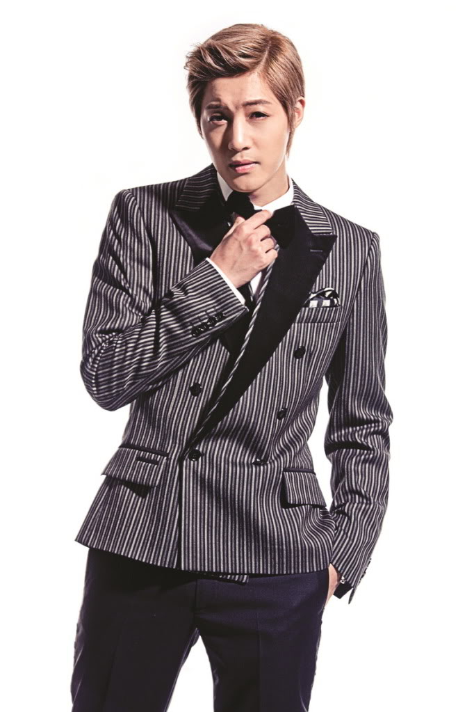 [HJL] Fotos del 2nd Album "Lucky" (HD) 15012E414E8E778632EBBE