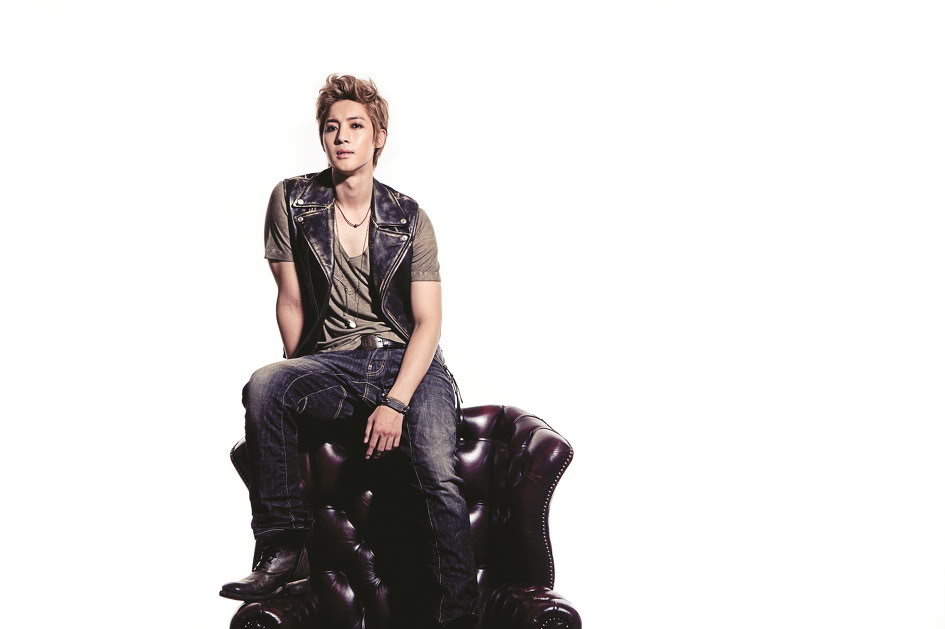 [HJL] Fotos del 2nd Album "Lucky" (HD) 196CE3424E8E777D0D63E9