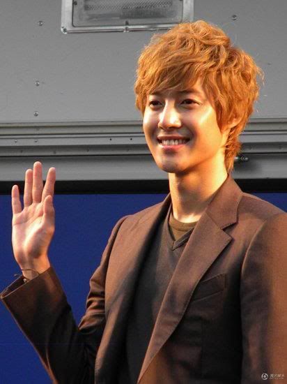 [HJL] AEON Heat Fact Event in Japan (2) 305309_206014242801894_130589590344360_497632_1584270224_n