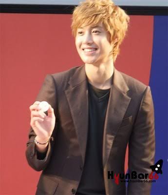 [HJL] AEON Heat Fact Event in Japan (2) 312894_298171116875798_231614143531496_1299286_1549853314_n