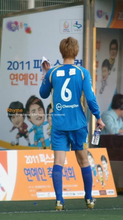 [HJL] FC MEN Soccer Match [27.09.11] (8)  316251_200903476646304_130589590344360_482381_364441318_n