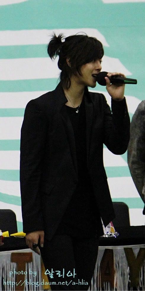 [HJL] Fantastic record Destination released autograph event (2) HJL_fantasticahlia026