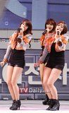 T-ara's Picture Diary  Th_TIARADIADEMCOMLG3DCinemaEvent17