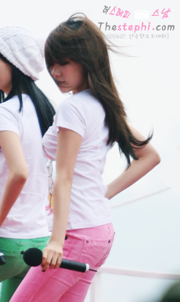 Tiffany (Stephanie Hwang 스테파니황) - Page 2 Tiffany02