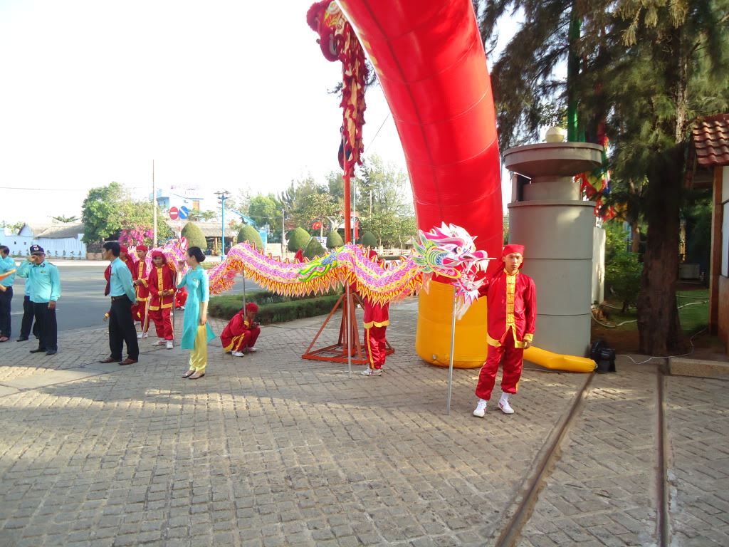 Khương Nghĩa Đường mùng 1 tết (lễ sông đất đầu năm) 2k12 DSC02274