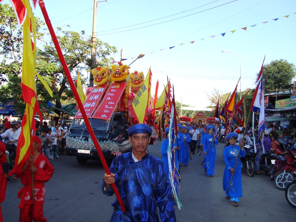 DinhCô LongHải.Rước Ông NamHải Ngày 10.02 ÂL 2012 KhươngNghĩaĐường Phần 2 DSC02891