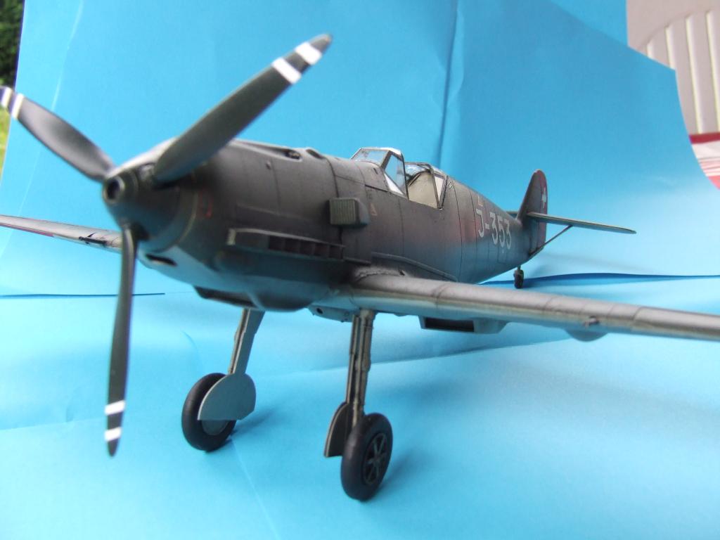 Bf109-E3 armée suisse 1940 (Eduard 1/32) Photo017