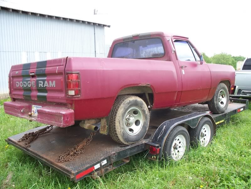 1990 Dodge Ram shortbed Picture019