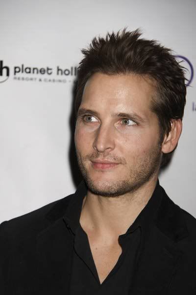 Peter Facinelli aka Carlisle Cullen - Page 2 Peterfacinelli3