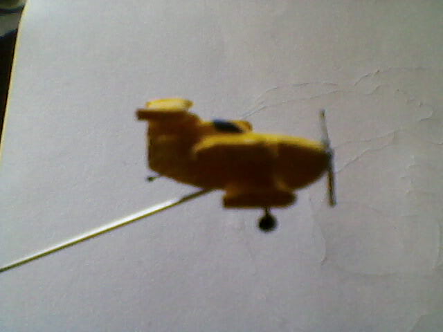 Bumble Bee escala 1/200 Foto-0267