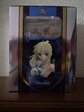 [Review] Saber Lily -Distant Avalon- (Good Smile Company) Th_Caja12