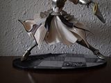 [Review] Saber Lily -Distant Avalon- (Good Smile Company) Th_Zoom05