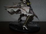 [Review] Saber Lily -Distant Avalon- (Good Smile Company) Th_Zoom22