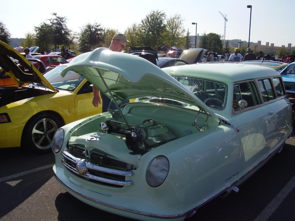 BIG car show in San Antonio this afternoon SanAntonioSalvage-carshow072