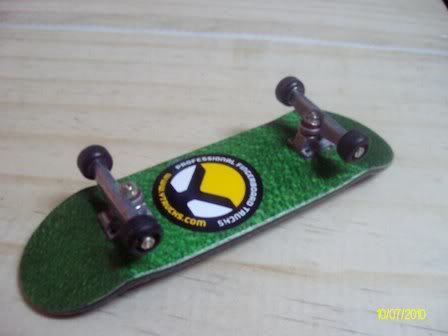 Post your First Wooden Fingerboard Here - Page 2 SANY2148