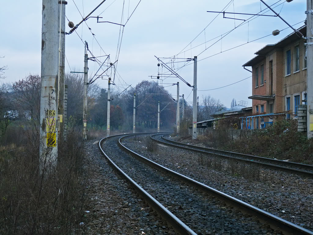 M 300 : Bucuresti Nord - Brasov - Cluj Napoca - Episcopia Bihor - Pagina 2 P1040650