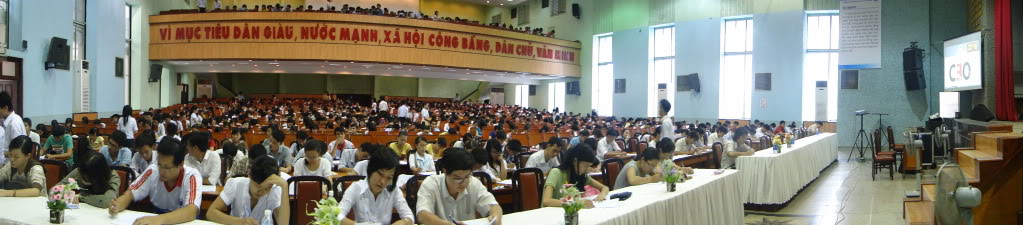 Lễ khai mạc cuộc thi “Tìm kiếm CEO tương lai” lần 3 – năm 2010 SÚNG ĐÃ BÓP CÒ Hinh1